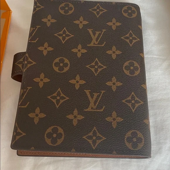 Planner - Picture 3 of 8